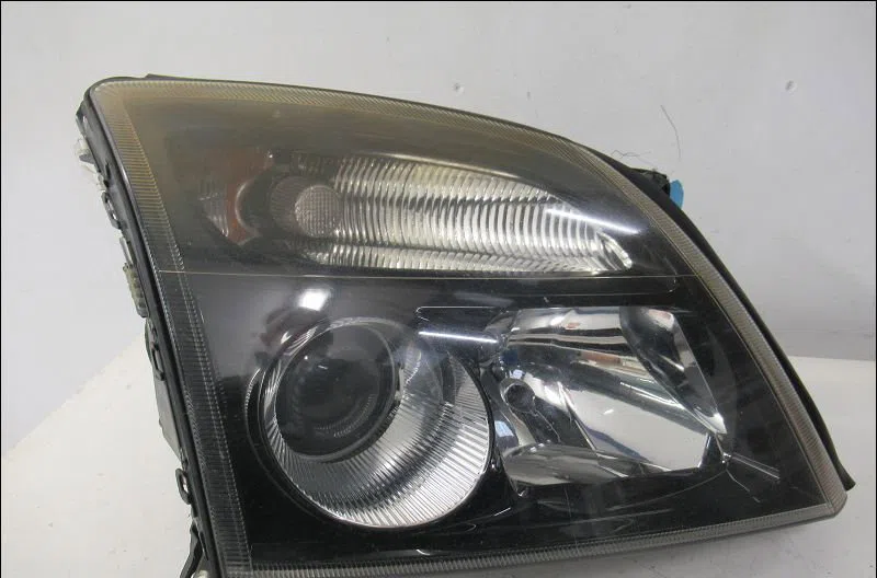 Phare droit Opel VECTRA C GTS (Z02) 3.0 cdti (f68) (2003-2005) occasion