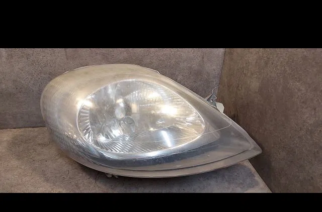 Phare droit Opel VIVARO A Fourgon (X83) 1.9 dti (f7) (2001-2014) occasion