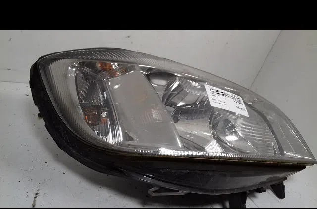 Phare droit Opel ZAFIRA A Monospace (T98) 1.8 16v (f75) (1999-2000) occasion