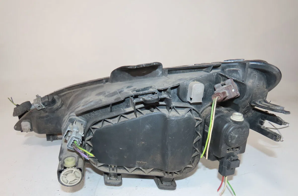 Phare droit Peugeot 206 3-5 portes (2A-C) 1.6 hdi 110 (2004-2007) occasion