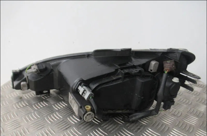 Phare droit Peugeot 206 SW (2E-K) 2.0 hdi (2002-2007) occasion