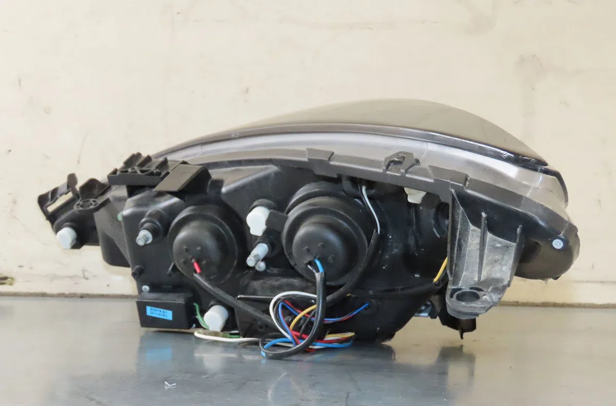 Phare droit Peugeot 207-207 (WA_, WC_) 1.6 16v (2006-2013) occasion