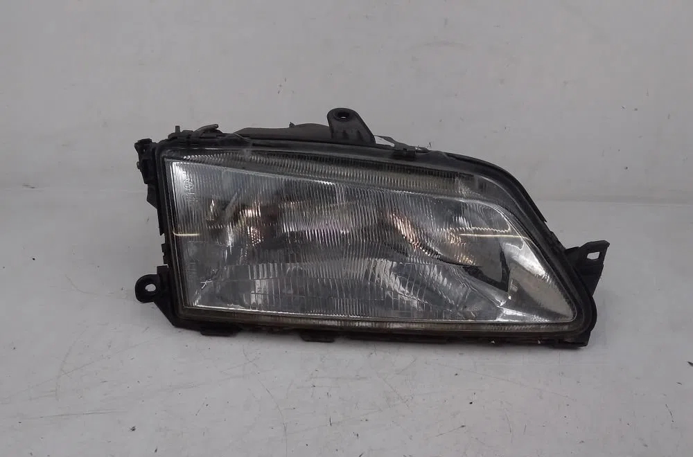 Phare droit PEUGEOT 306 1994 occasion