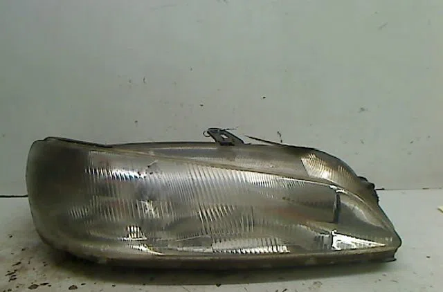 Phare droit Peugeot 306 Break (7E, N3, N5) 1.9 d (1998-2002) occasion