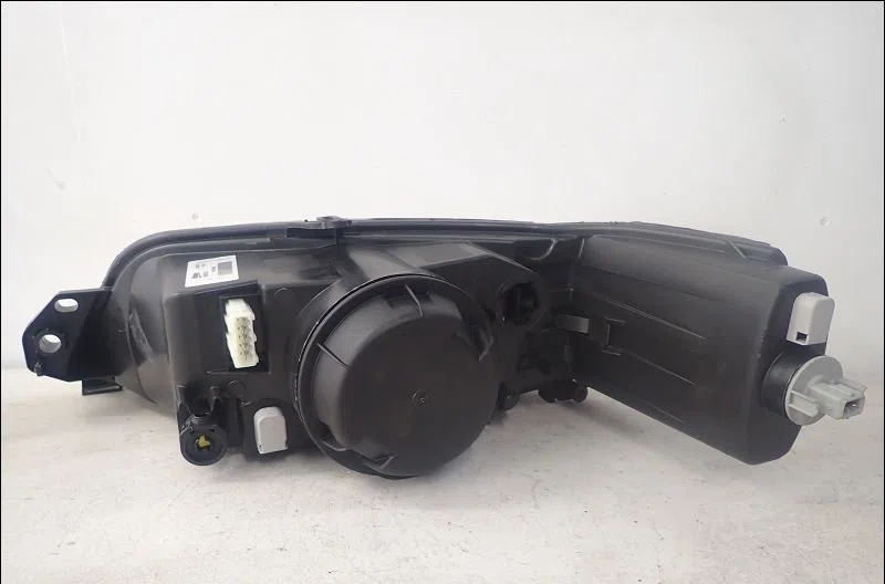 Phare droit Peugeot 306 Break (7E, N3, N5) 2.0 hdi 90 (1999-2002) occasion
