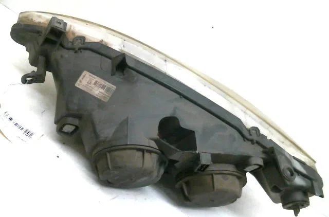 Phare droit Peugeot 307 (3A-C) 1.6 16v (2000-2007) 5 portes occasion
