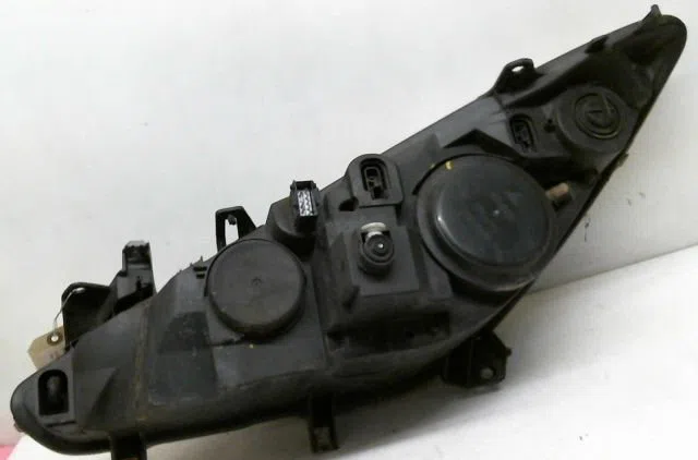 Phare droit Peugeot 307 (3A-C) 1.6 hdi 110 (2004-2009) 5 portes occasion