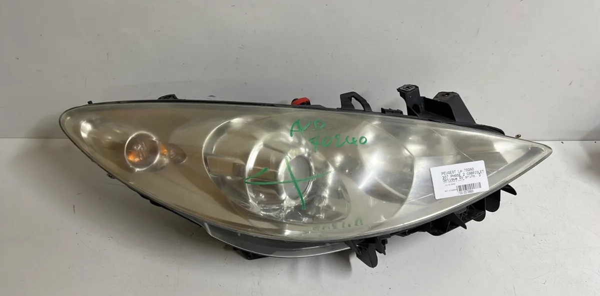 Phare droit Peugeot 307 CC (3B) 2.0 hdi 135 (2005-2009) occasion
