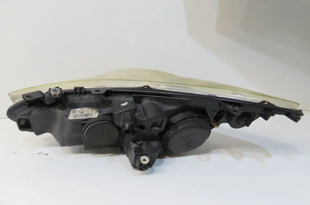 Phare droit Peugeot 307 CC (3B) 2.0 hdi 135 (2005-2009) occasion