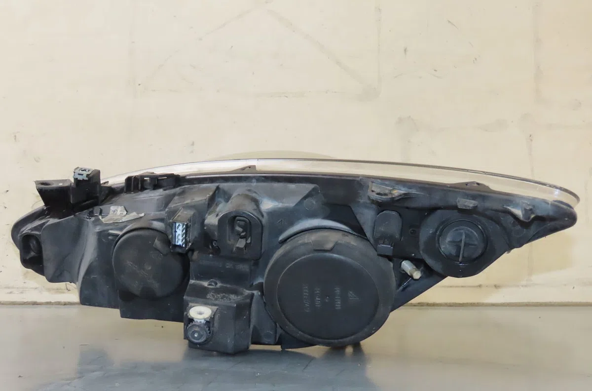Phare droit Peugeot 307 SW (3H) 1.6 hdi 110 (2003-2007) occasion