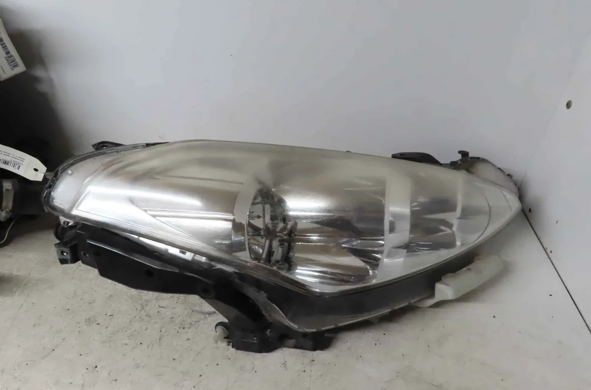 Phare droit PEUGEOT 4007 occasion