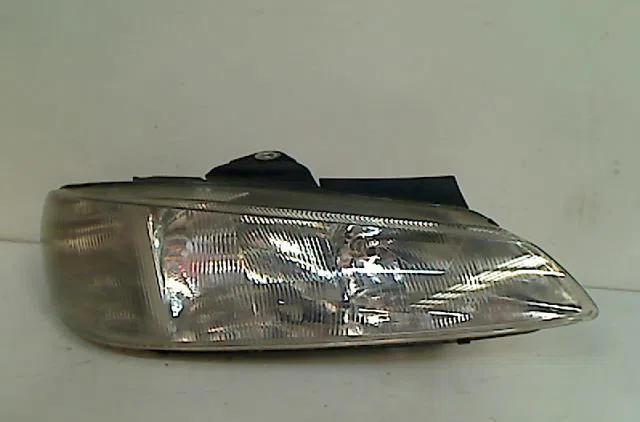 Phare droit PEUGEOT 406 1996 occasion