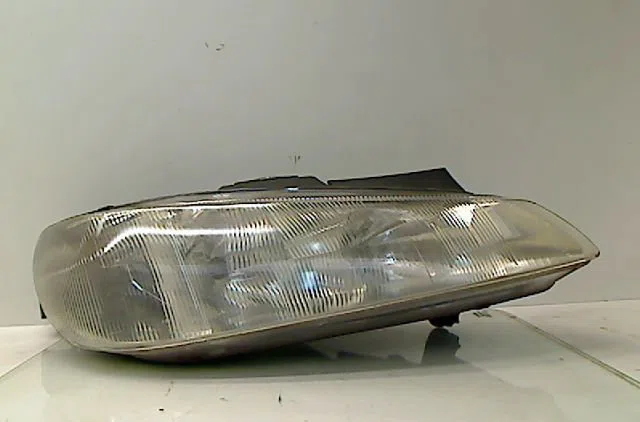 Phare droit PEUGEOT 406 1998 occasion