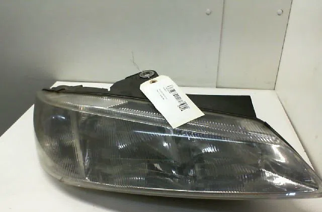 Phare droit PEUGEOT 406  2.0 HDI occasion