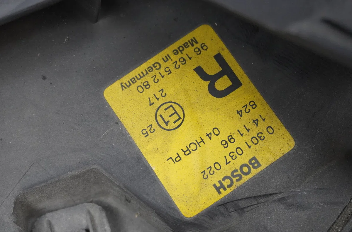 Phare droit Peugeot 406 (8B) 1.6 (1995-2004) occasion