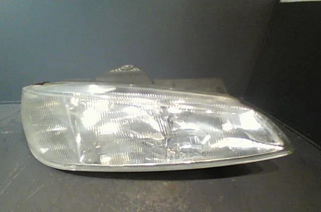 Phare droit Peugeot 406 (8B) 1.9 td (1996-2004) occasion