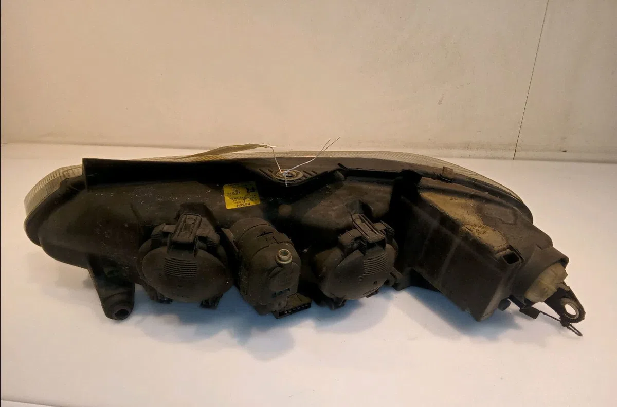 Phare droit Peugeot 406 (8B) 2.0 hdi 110 (1998-2001) 4 portes occasion