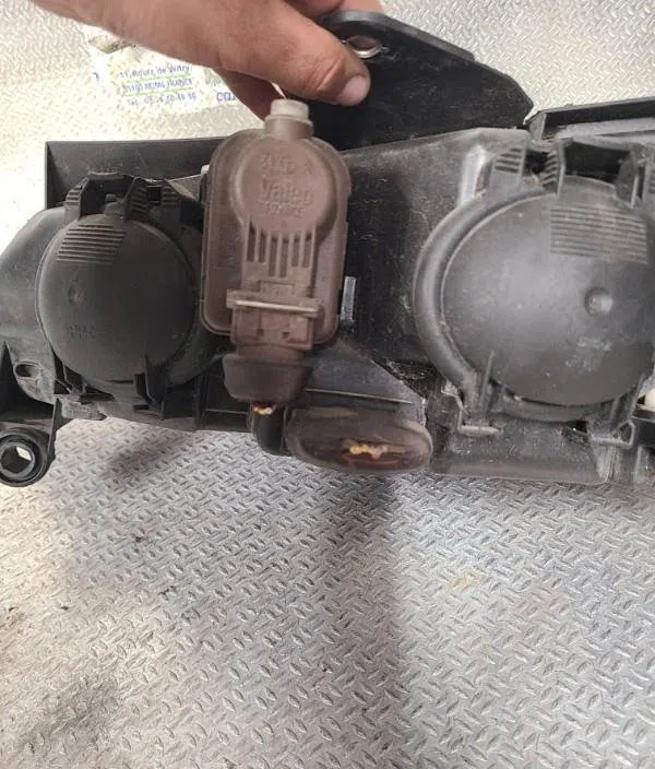 Phare droit Peugeot 406 Break (8E-F) 1.9 d (1996-2004) occasion