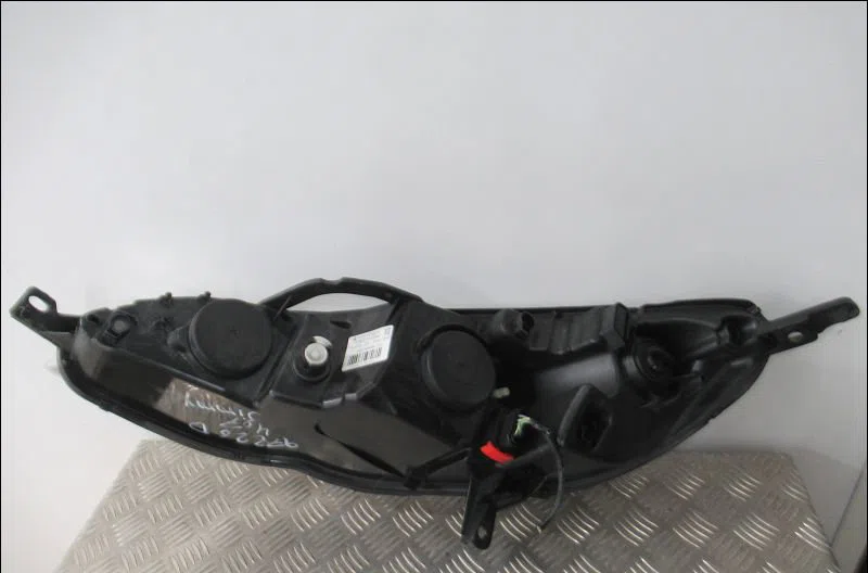 Phare droit Peugeot 407 (6D_) 2.0 (6drfnb, 6drfne) (2004-2005) occasion