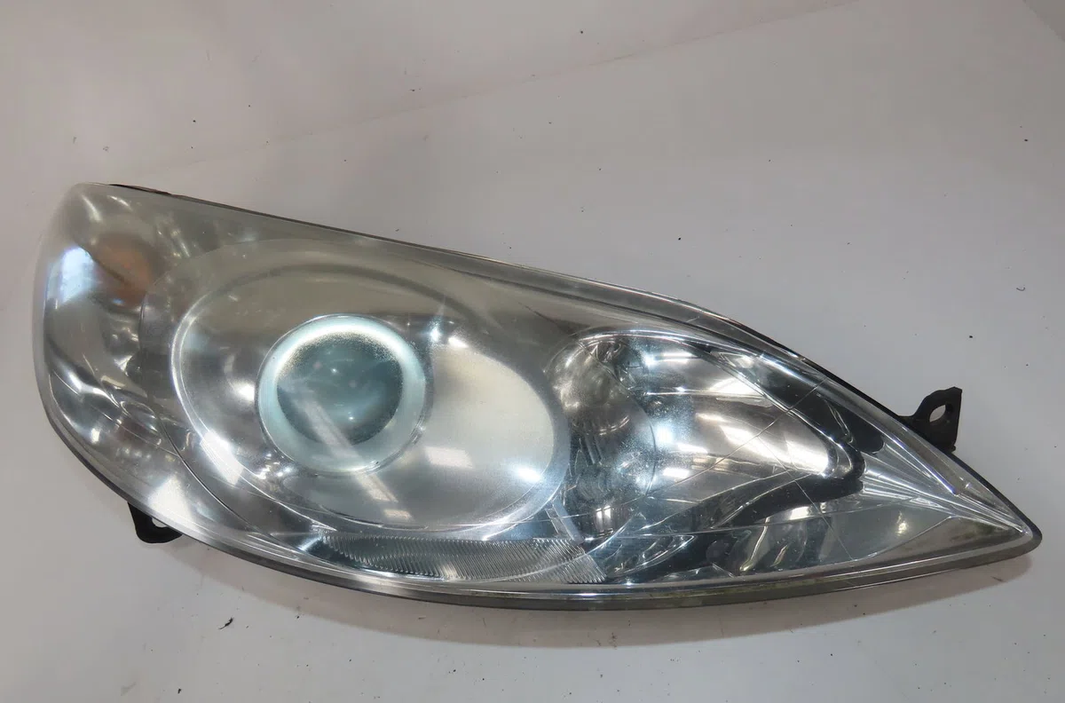 Phare droit Peugeot 407 (6D_) 2.0 hdi (6drhrh) (2009-2010) occasion