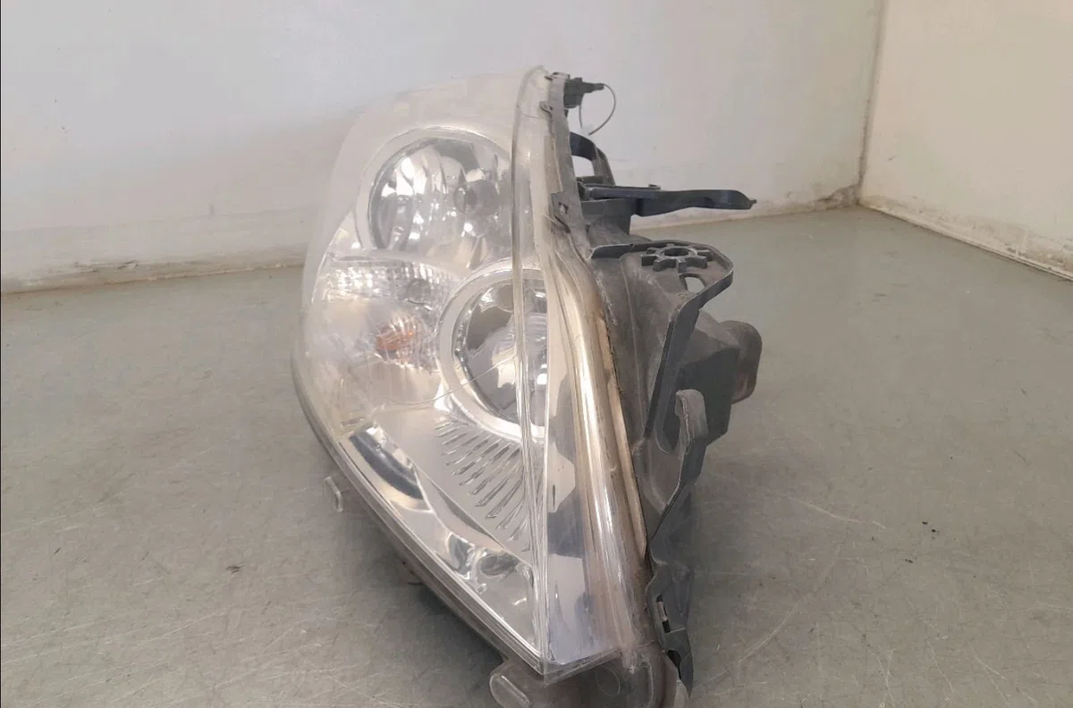 Phare droit Peugeot 5008 (0U_, 0E_) 1.6 hdi (2010-2017) 5 portes occasion
