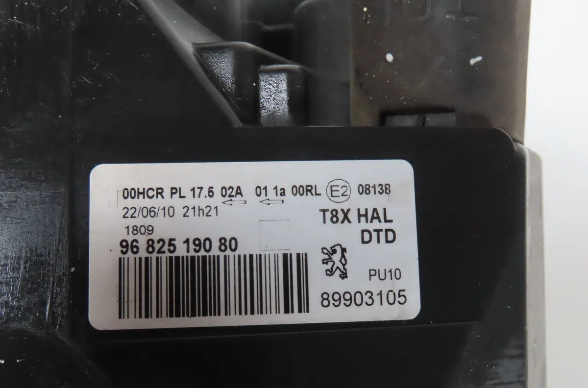 Phare droit Peugeot 5008 (0U_, 0E_) 1.6 hdi (2010-2017) occasion