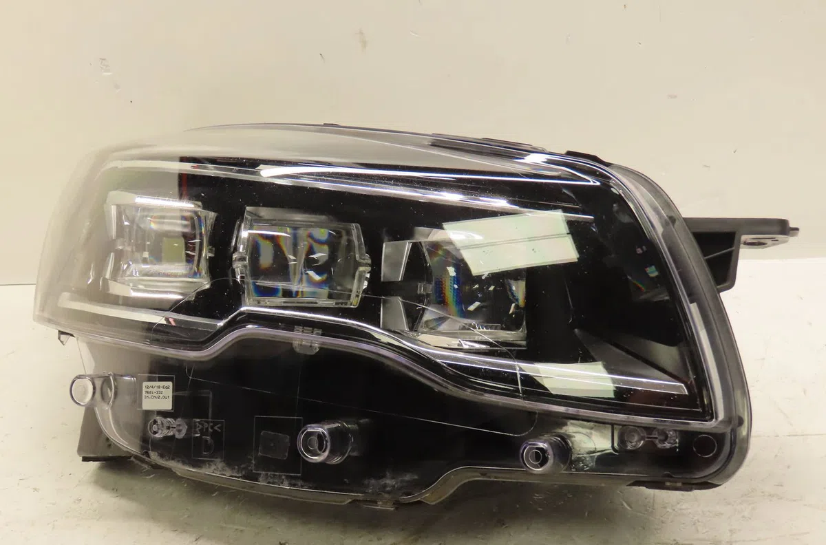 Phare droit Peugeot 508 I (8D_) 2.0 bluehdi 150 (2014-2018) occasion