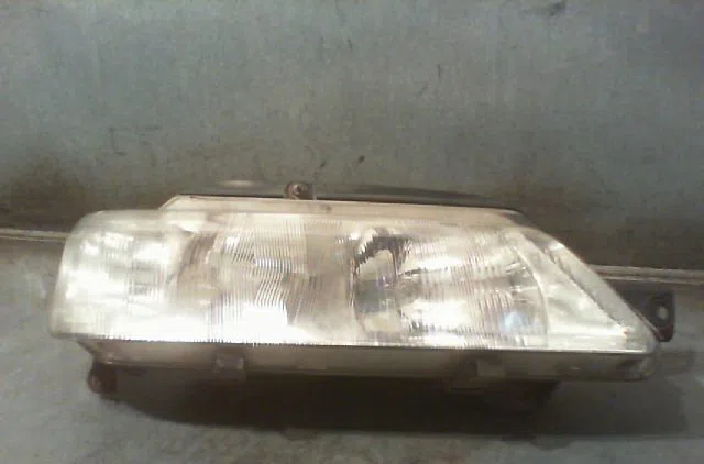 Phare droit PEUGEOT 605 Phase 1 09-1989--06-1994 occasion