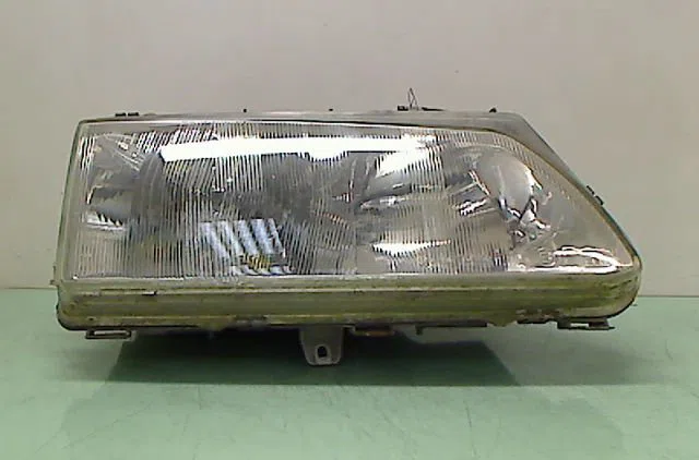 Phare droit PEUGEOT 806 1997 occasion