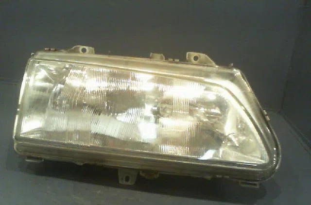 Phare droit PEUGEOT 806 1998 occasion