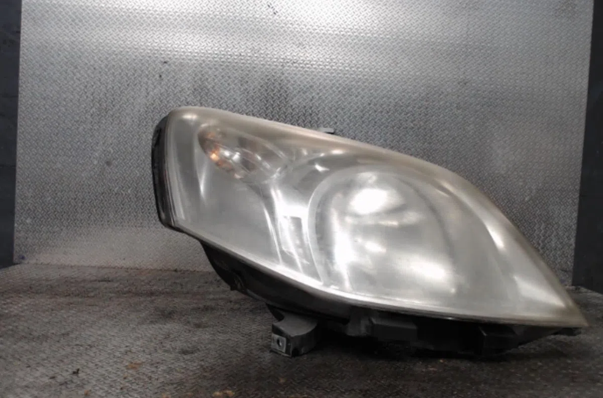Phare droit PEUGEOT BIPPER  BIPPER occasion