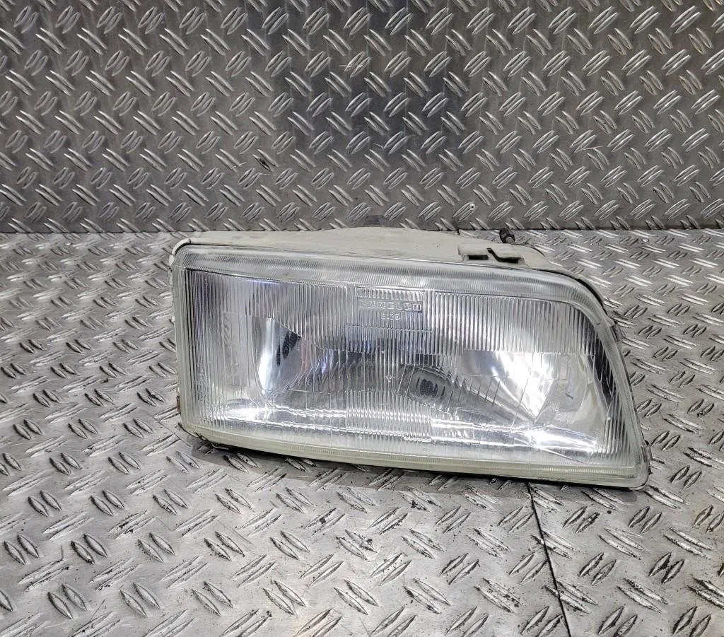 Phare droit Peugeot BOXER Camionnette (230L) 2.5 d (1994-2002) occasion