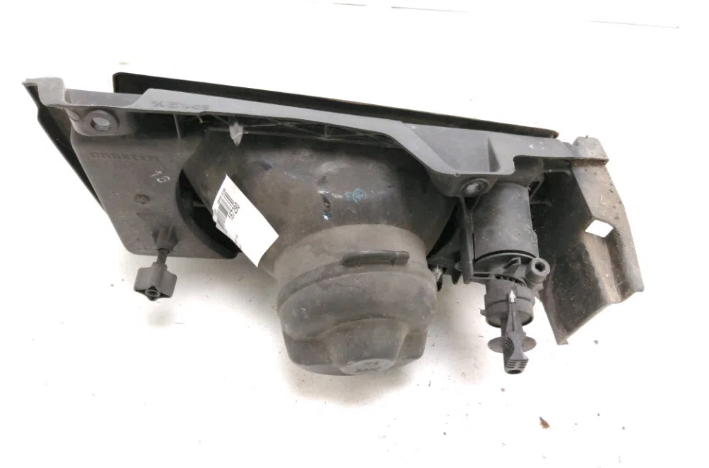 Phare droit Peugeot EXPERT Camionnette (222) 1.9 d 70 (1998-2006) occasion