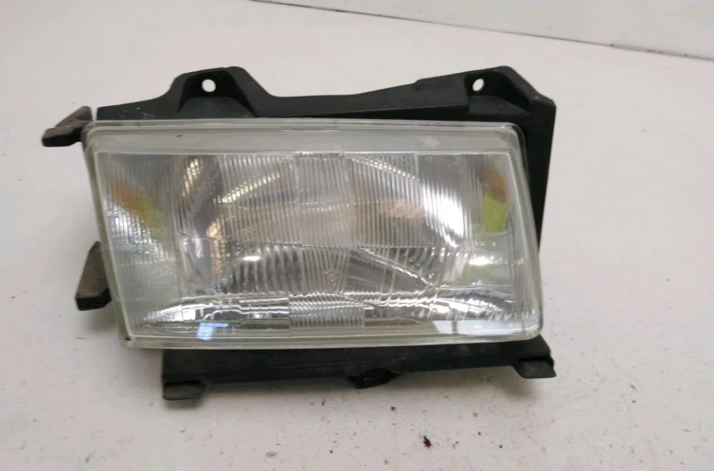 Phare droit Peugeot EXPERT Camionnette (222) 1.9 d 70 (1998-2006) occasion