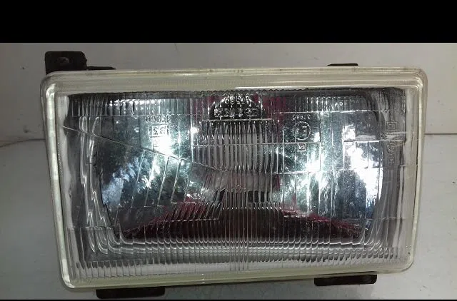 Phare droit Peugeot J5 Camion plate-forme-Châssis (280L) 2.0 (1983-1988) occasion