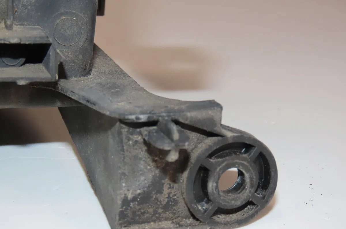 Phare droit Peugeot PARTNER Camion plate-forme-Châssis (5_, G_) 1.9 d (1999-2008) occasion