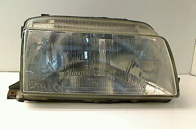 Phare droit RENAULT 19 1992 occasion