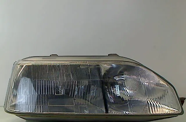 Phare droit RENAULT 25 1992 occasion