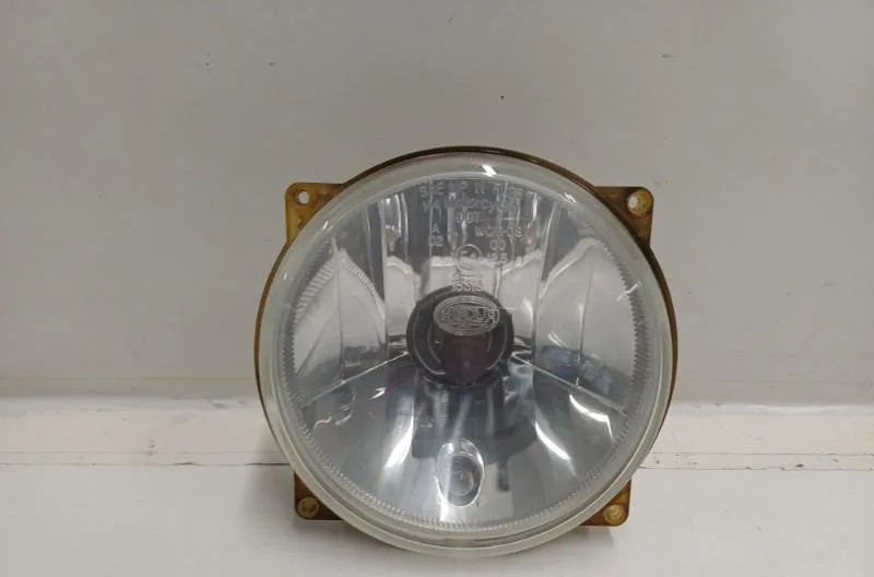 Phare droit RENAULT 45 occasion