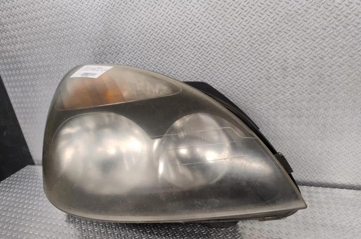 Phare droit RENAULT CLIO 2  CLIO 2 PHASE 2 occasion