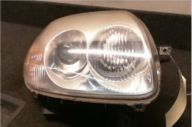 Phare droit Renault CLIO II (BB_, CB_) 1.2 (bb0a, bb0f, bb10, bb1k, bb28, bb2d, bb2h, cb0a,... (1998-2010) 5 portes occa