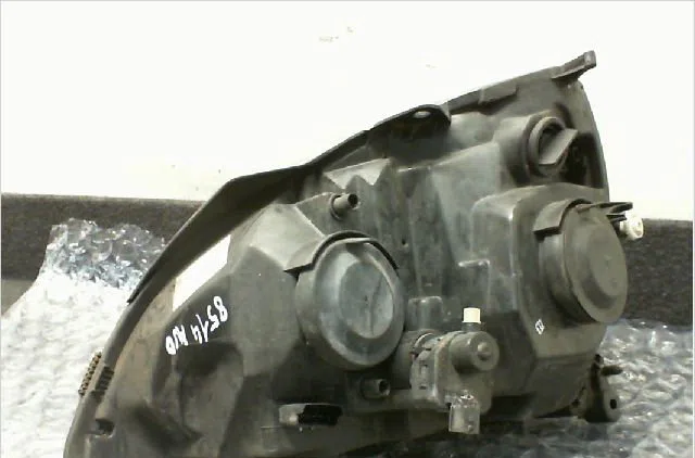 Phare droit Renault CLIO II (BB_, CB_) 1.2 (bb0a, bb0f, bb10, bb1k, bb28, bb2d, bb2h, cb0a,... (1998-2010) 5 portes occa