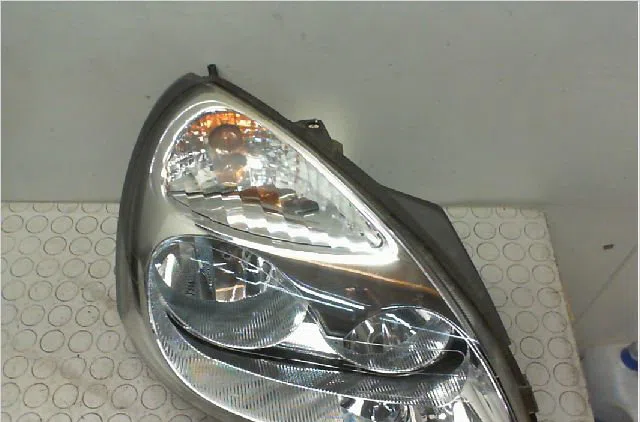 Phare droit Renault CLIO II (BB_, CB_) 1.2 lpg (1998-2009) occasion