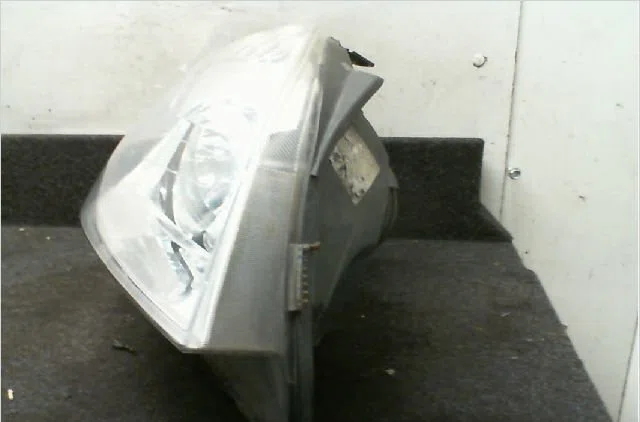 Phare droit Renault CLIO II (BB_, CB_) 1.2 lpg (bb0a, cb0a) (1999-2001) occasion