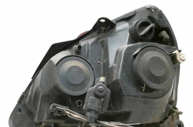Phare droit Renault CLIO II (BB_, CB_) 1.4 16v (b-cb0p, bb13) (2000-2008) 5 portes occasion