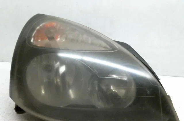 Phare droit Renault CLIO II (BB_, CB_) 1.4 16v (b-cb0p, bb13) (2000-2008) 5 portes occasion