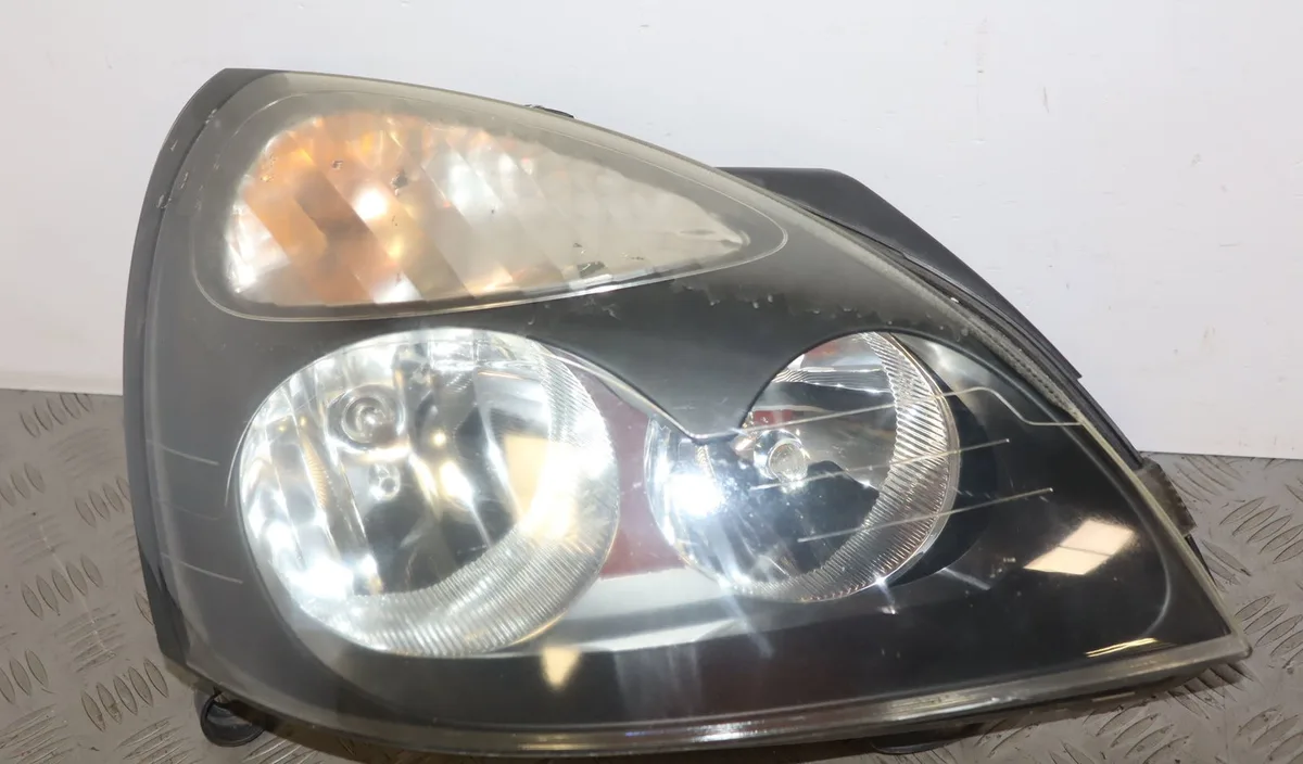 Phare droit Renault CLIO II (BB_, CB_) 1.5 dci (2003-2005) occasion