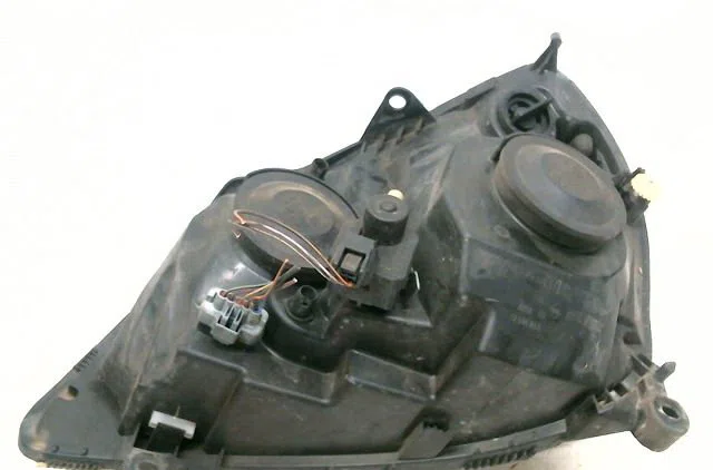 Phare droit Renault CLIO II (BB_, CB_) 1.5 dci (b-c2j) (2004-2012) occasion