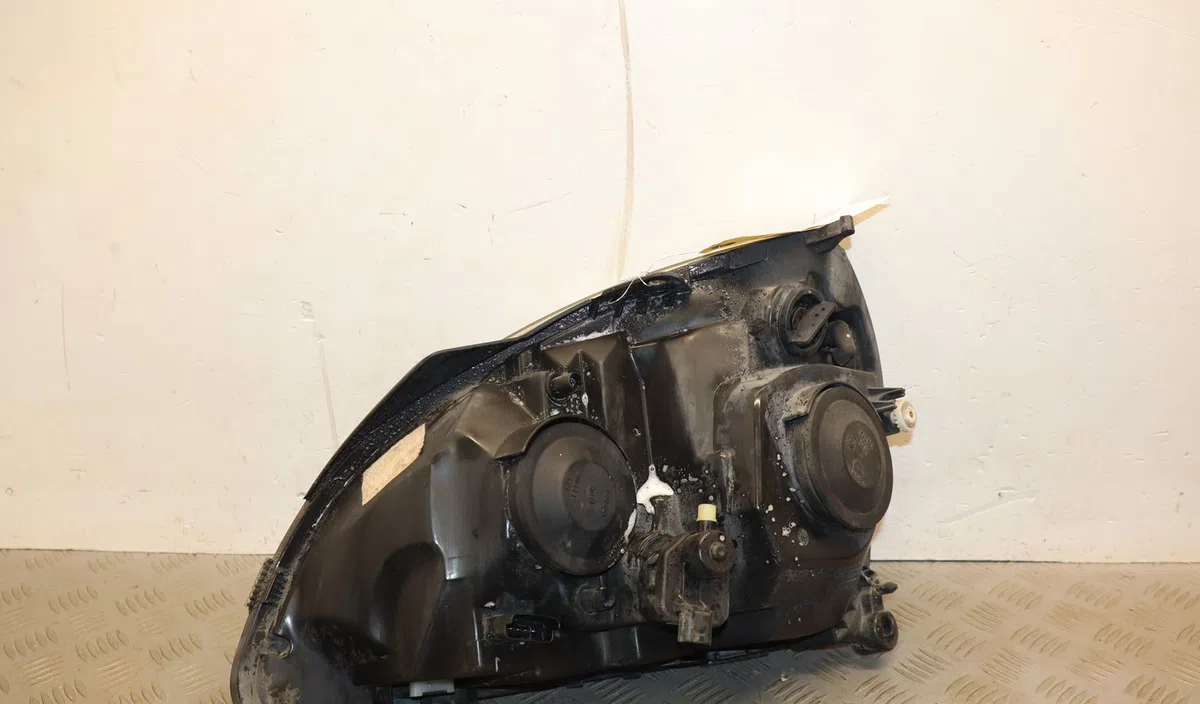 Phare droit Renault CLIO II (BB_, CB_) 1.5 dci (b-cb3m) (2005-2010) 3 portes occasion
