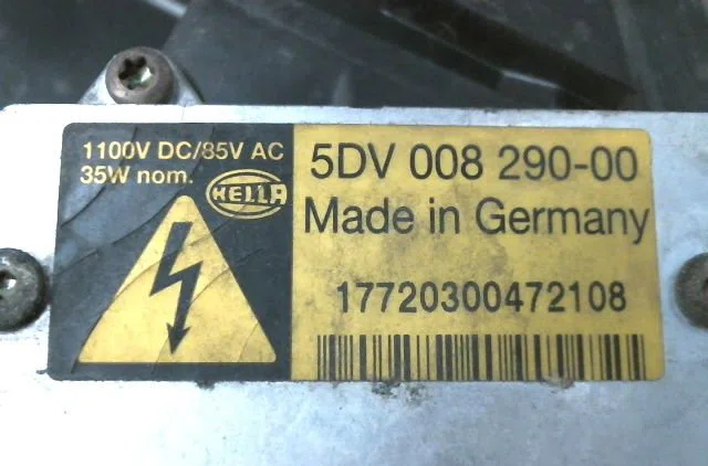 Phare droit Renault CLIO II (BB_, CB_) 1.6 16v (bb01, bb0h, bb0t, bb14, bb1d, bb1r, bb2kl, bb3g... (1998-2005) occasion